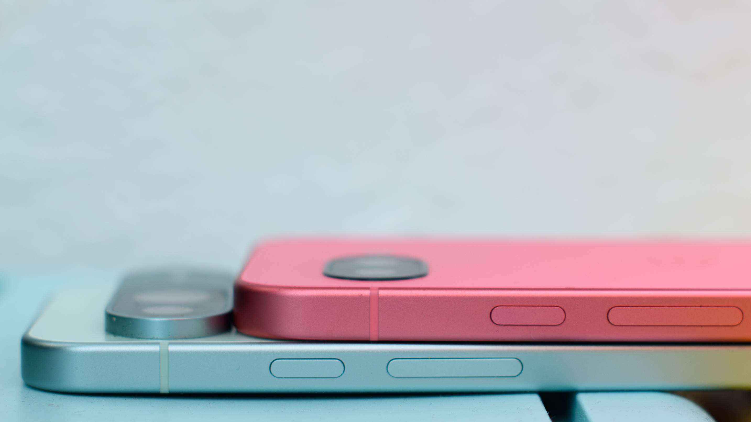 Google Pixel 9a in Peony pink
