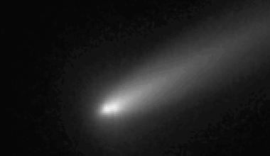 Looped animation of a comet splitting into three pieces