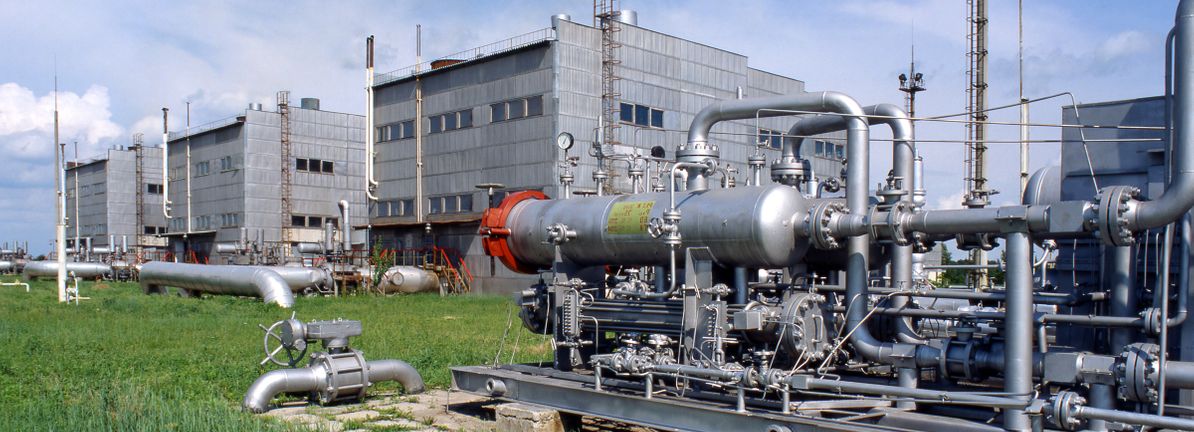 Exploring Valuation After a Strong 48% Rally in 2024