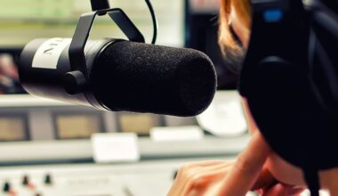 A Fresh Look at Fox (FOXA) Valuation Following Recent Share Price Rally