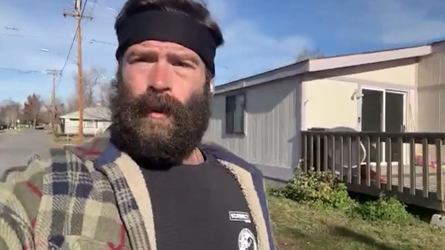 2,500 MILES: Austin man walks from Texas to Oregon for mental health, on track to reach Bend this weekend