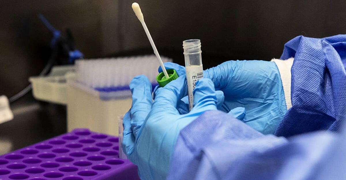 Almost 1,500 people hospitalised with Covid-19 in October, latest data shows