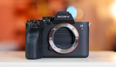 Sony's A7R IV and A7R V cameras are on sale for all-time-low prices for Black Friday