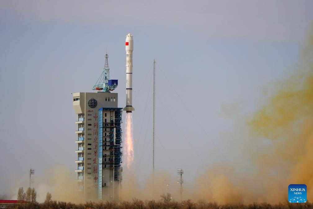 China launches three new satellites into space-Xinhua
