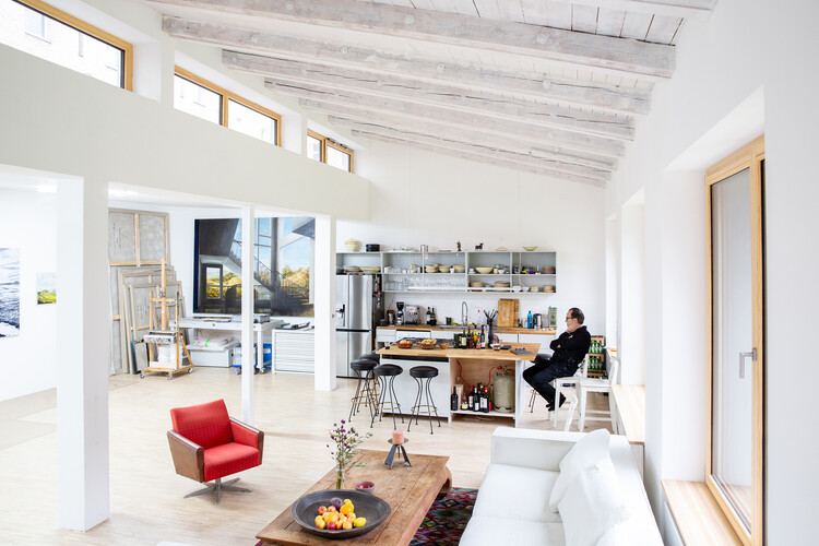 Conversion of an Old Locksmith Shop / ALAS Alarcon Linde Architects - Interior Photography, Living Room, Sofa, Shelving, Table