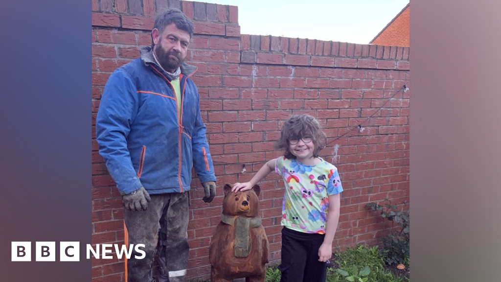 Telford sculptor made wooden bear for girl, 9, after cancer all-clear