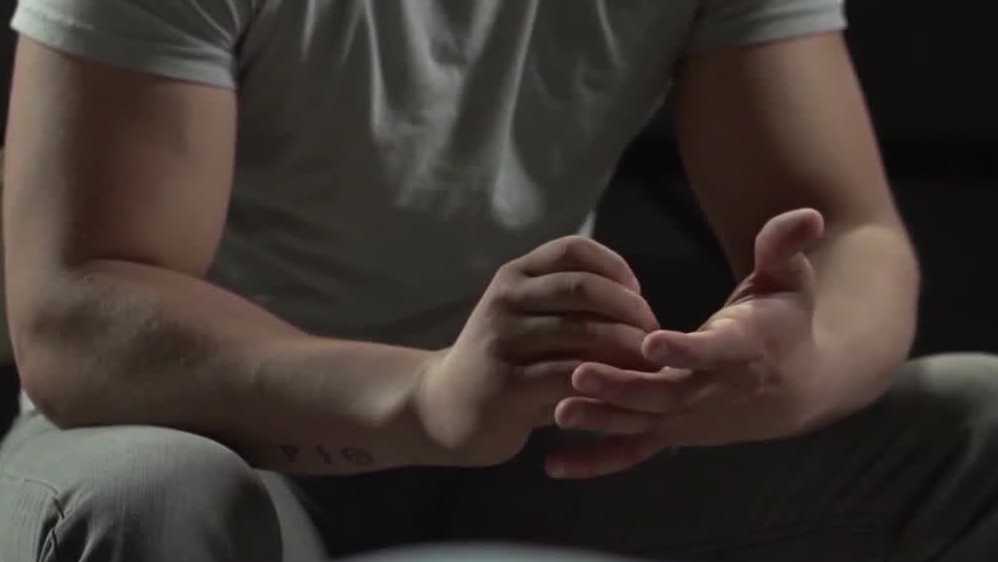 Signs and strategies to cope with seasonal affective disorder