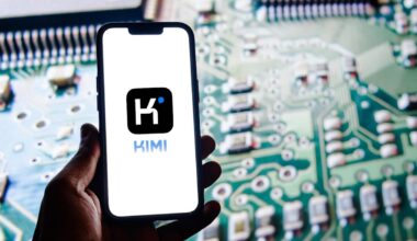 Moonshot and MiniMax step up as China's new frontier AI labs