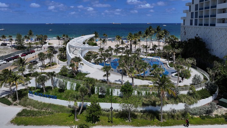 DC Alexander Park / Brooks + Scarpa Architects - Image 6 of 33