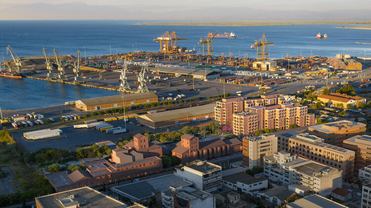 Foster + Partners Unveils Redevelopment Master Plan for Historic Site in Thessaloniki, Greece - Image 1 of 8