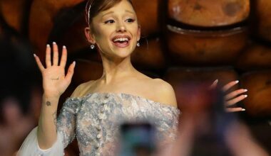 Man who rushed Ariana Grande at "Wicked: For Good" premiere deported from Singapore