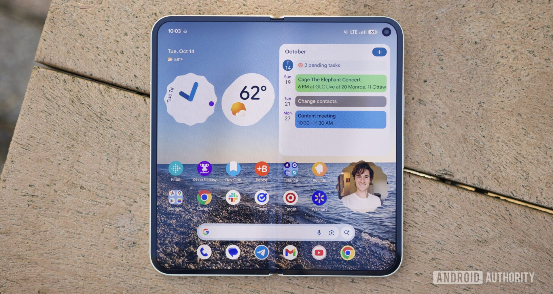 The home screen on the Google Pixel 10 Pro Fold's inner display.