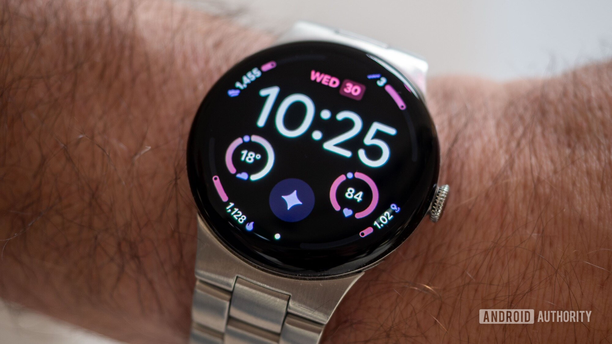 google pixel watch 4 new modular watch face