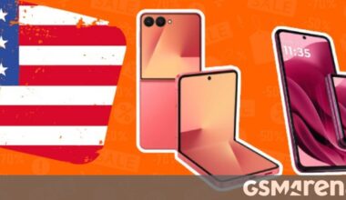 Black Friday deals spotlight: Samsung Galaxy Z Flip7 vs. Motorola Razr Ultra 2025