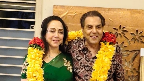 Hema Malini shared a series of picture with her late husband Dharmendra.