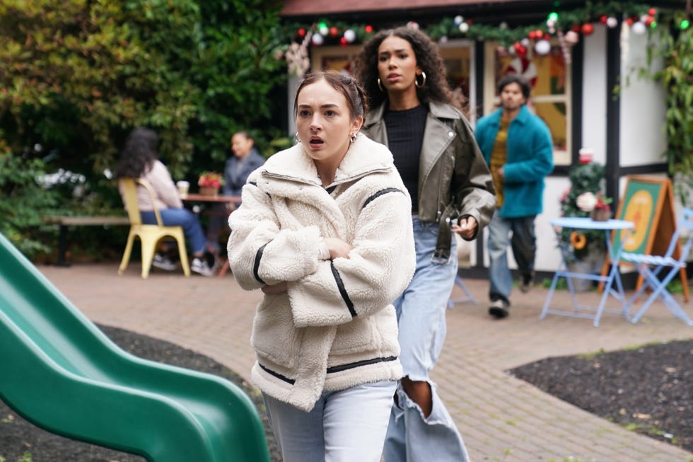 Frankie Osborne, Vicky Grant and Dillon Ray in Hollyoaks frankie osborne, vicky grant and dillon ray in hollyoaks