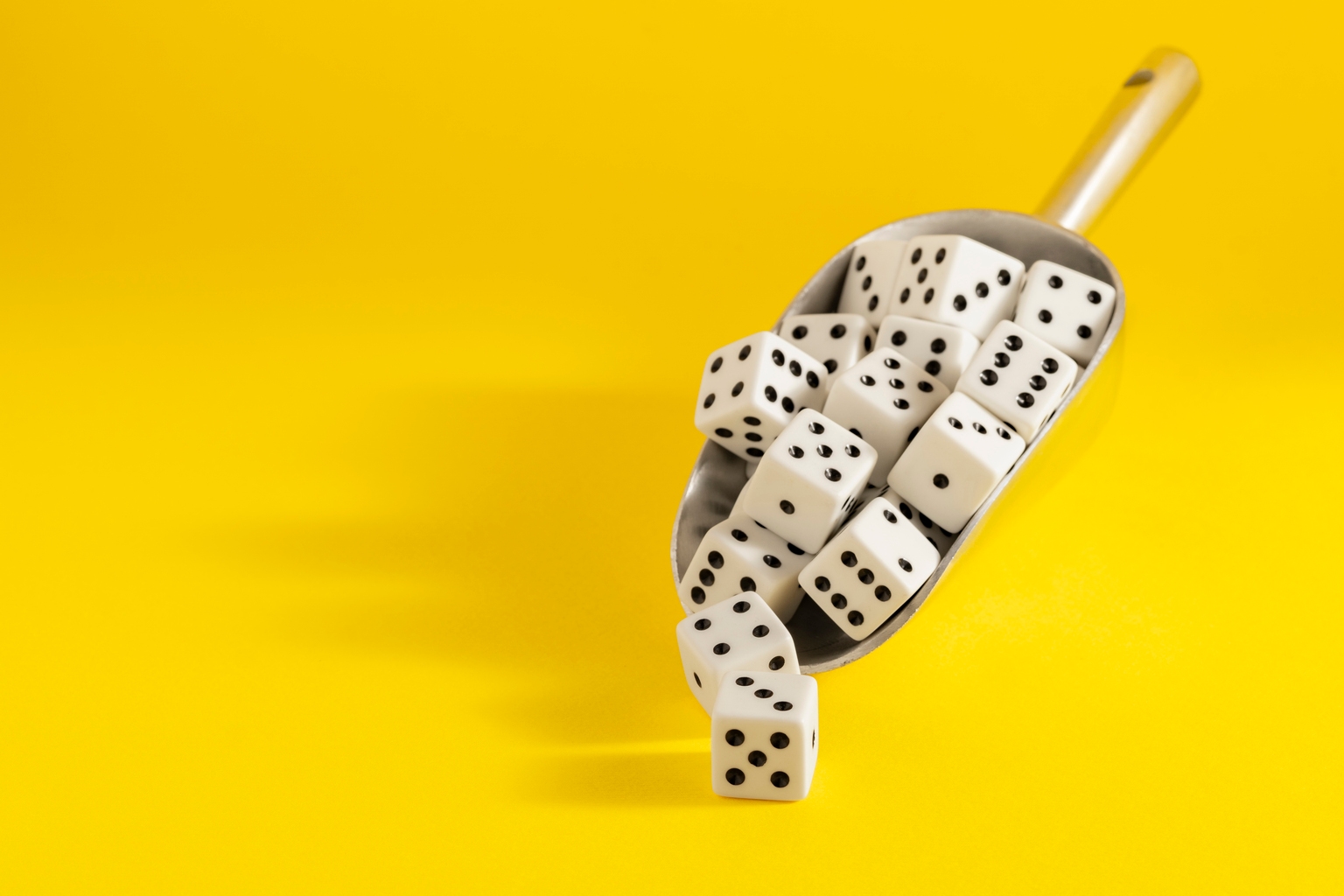 AI Bubble, Alphabet Stock New $40B Bet Only Raises The Stakes (NASDAQ:GOOG)