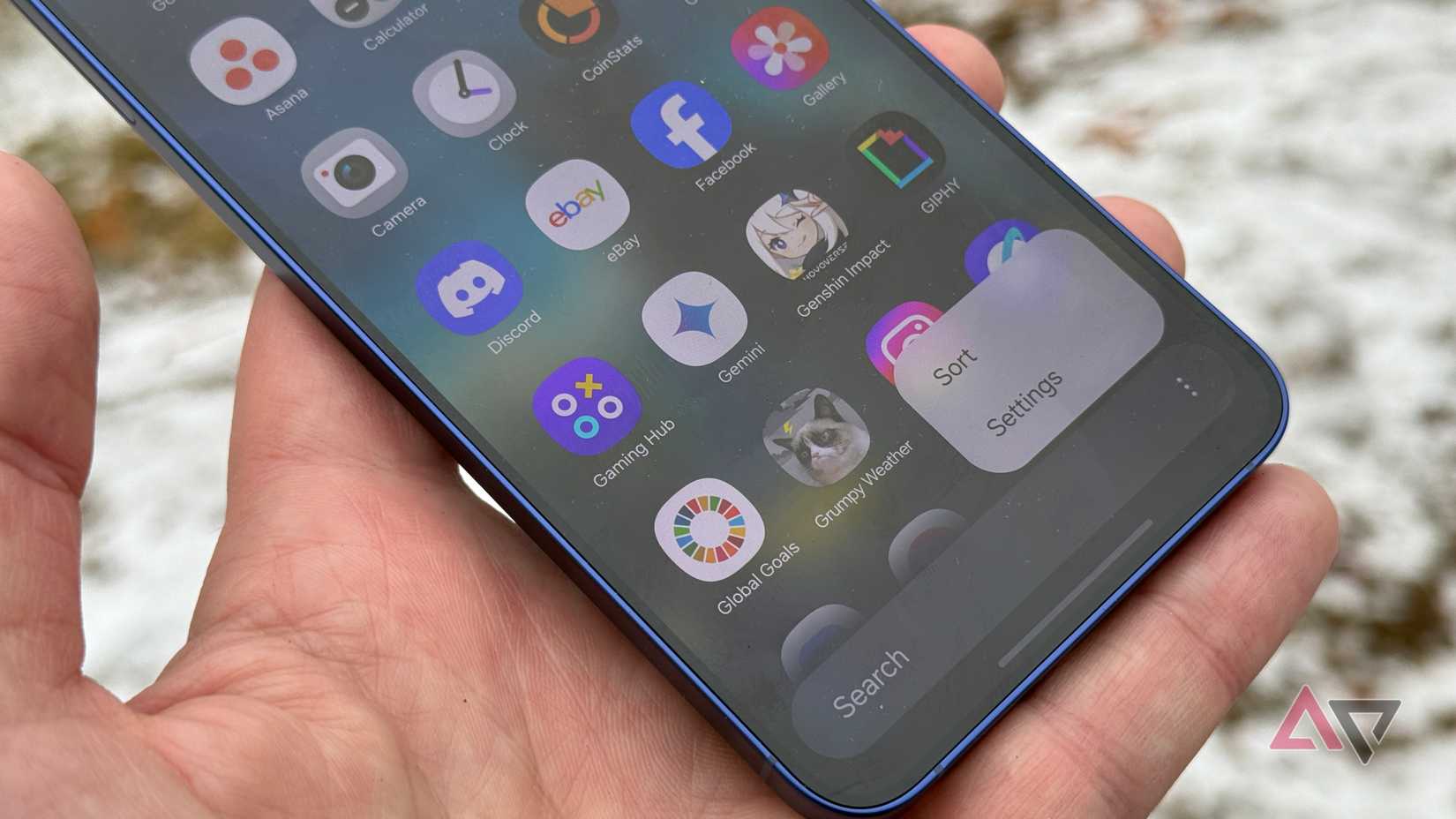 App drawer settings on the Galaxy S25+