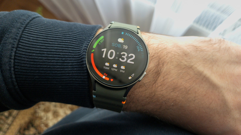 Close up of a Galaxy Watch 7 on the wrist displaying time.