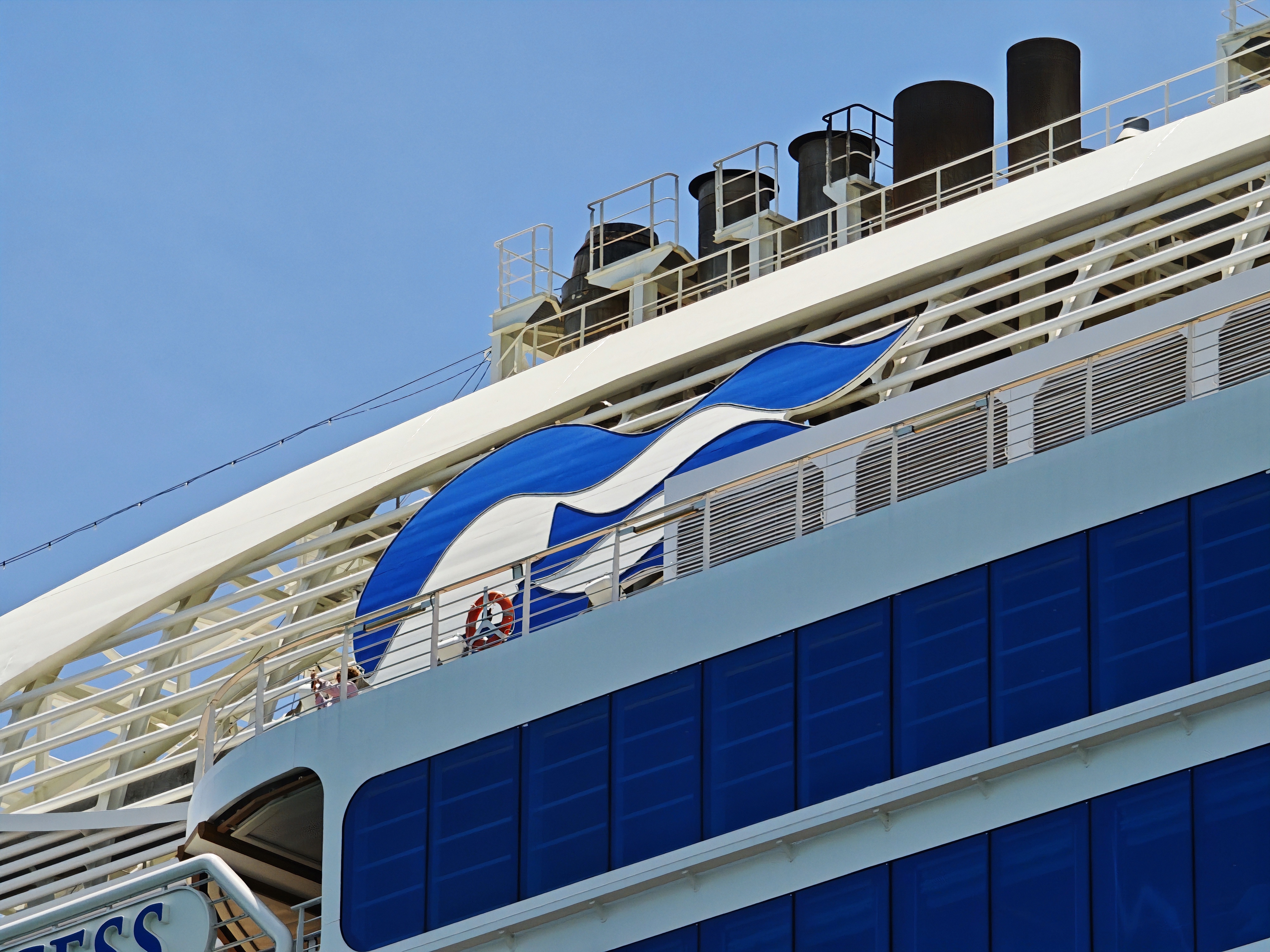 POCO F8 Ultra camera testing in Bali by Android Central