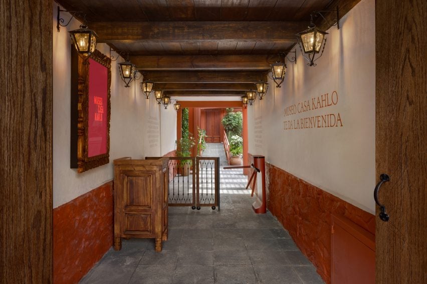 The former driveway of Casa Roja, converted into the museum's entrance