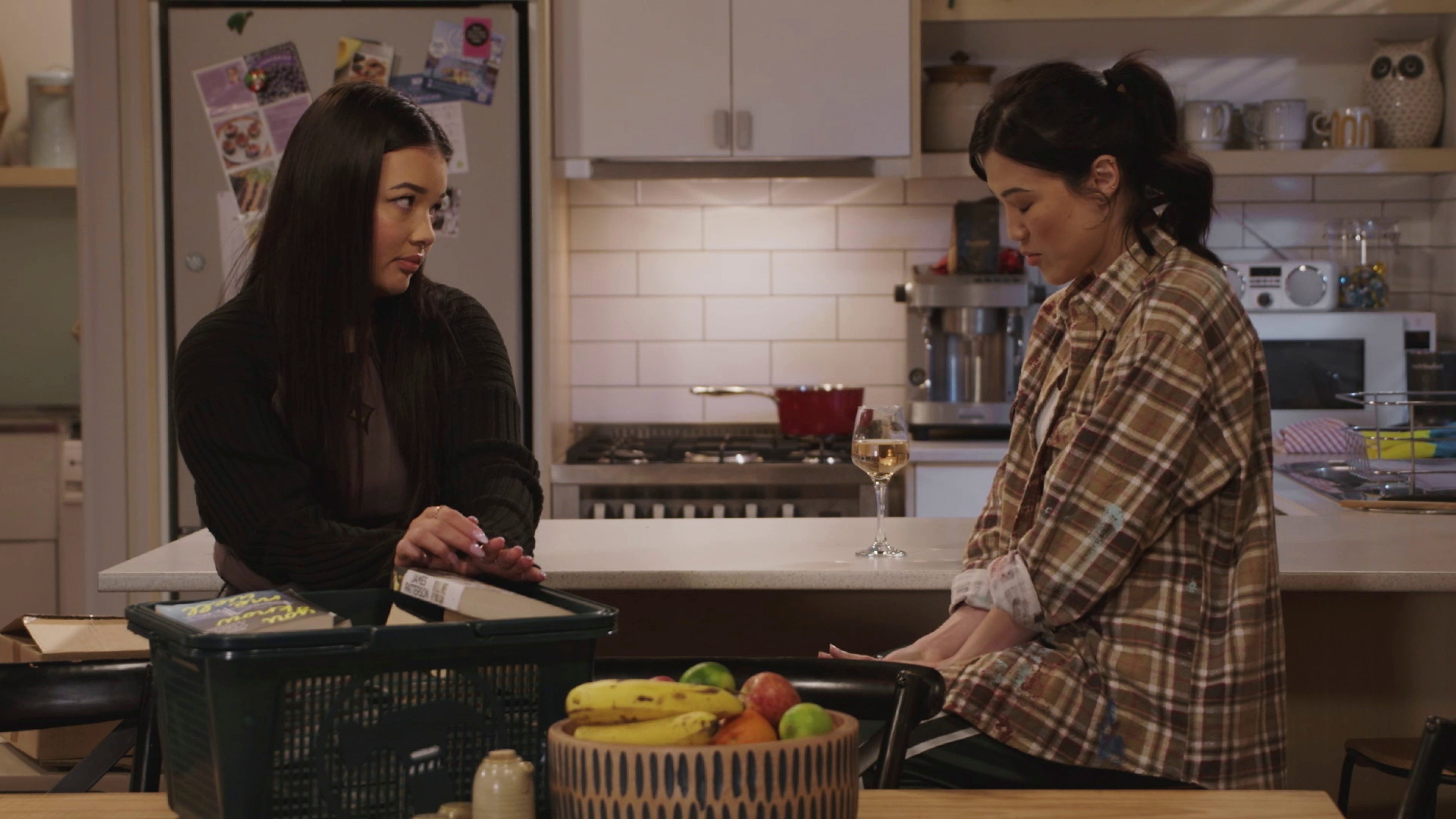 sadie rodwell and wendy rodwell in neighbours