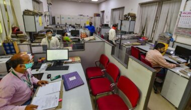 Delhi Air Crisis: AQI Very Poor, Work-From-Home Advisory On