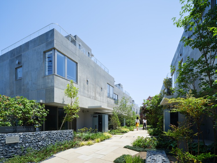Nishiogi Comichi Terrace / Naruse Inokuma Architects - Exterior Photography