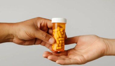 Painkiller shortage drags on: Pharmacists say plan ahead