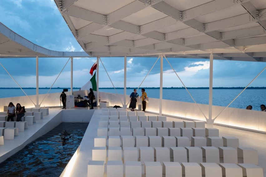 AquaPraça plaza by Carlo Ratti Associati and Höweler + Yoon Architecture