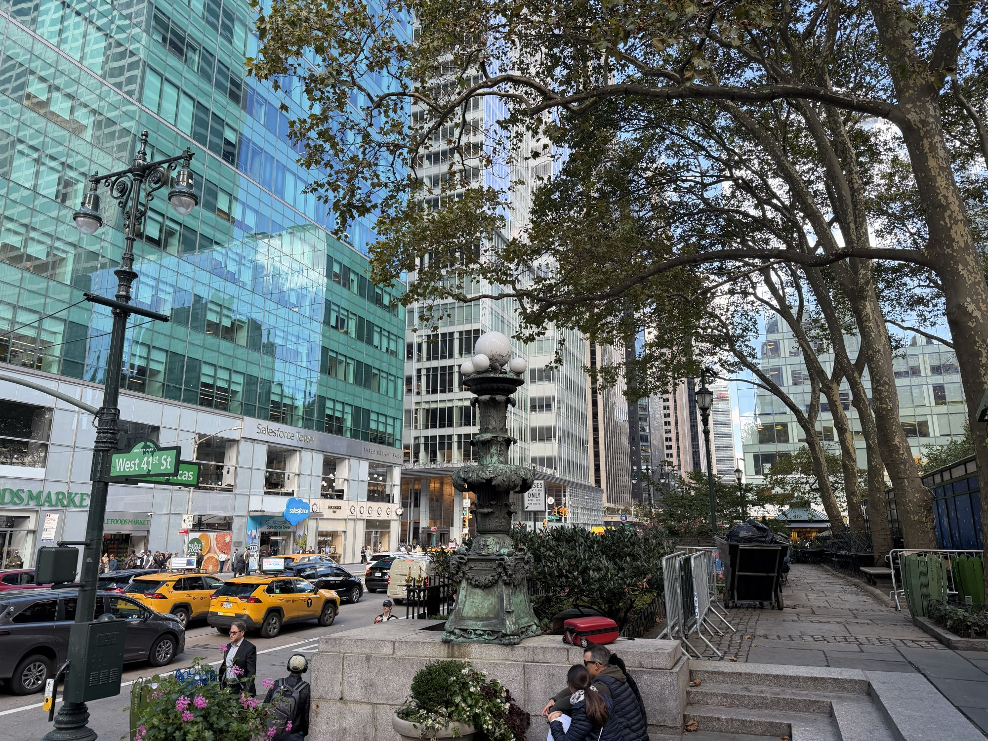 Apple iPhone 17 Pro Max dynamic range sample.