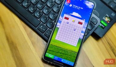 This free launcher makes your Android look just like Windows XP, and it is brilliant