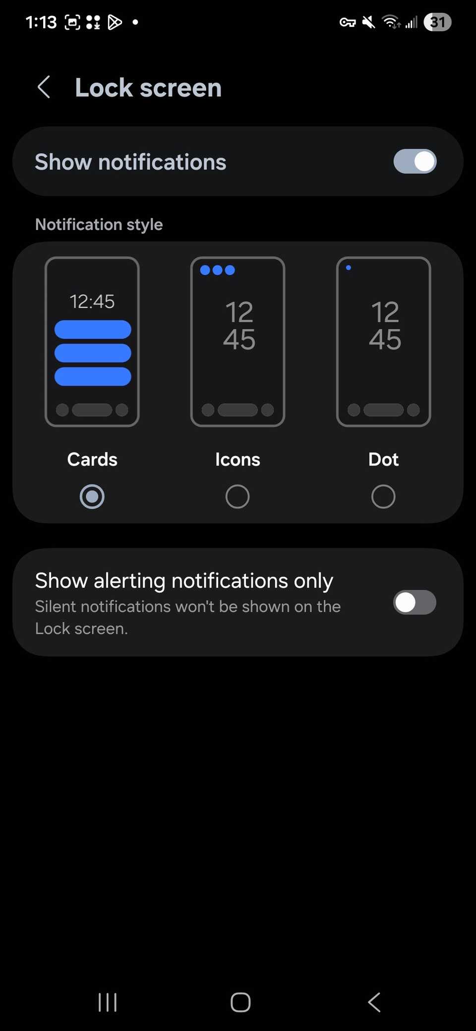 Customizing notifications for a Samsung lock screen with Notification style options on One UI 8