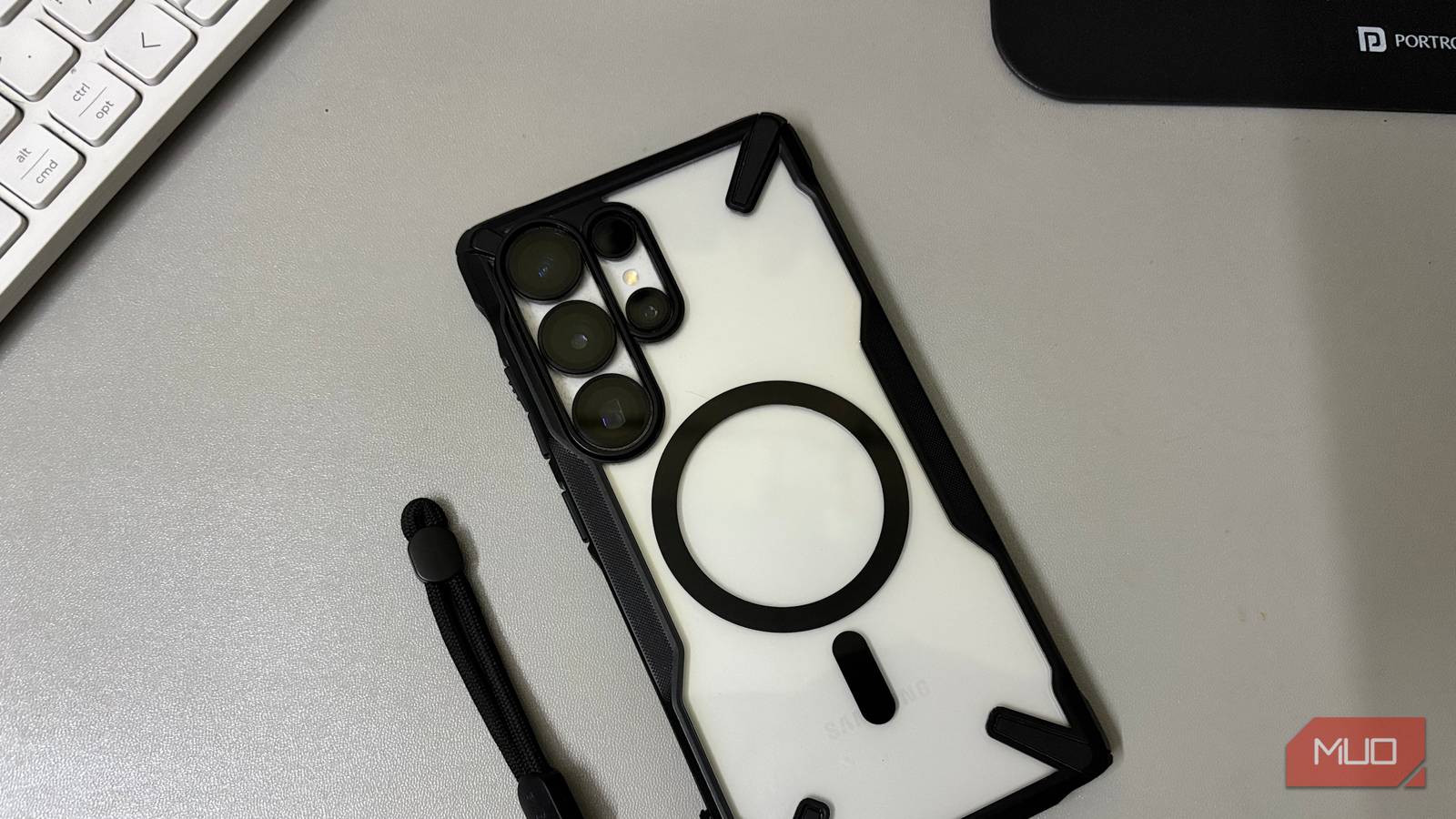 The new Samsung keyboard gestures make typing insanely fast