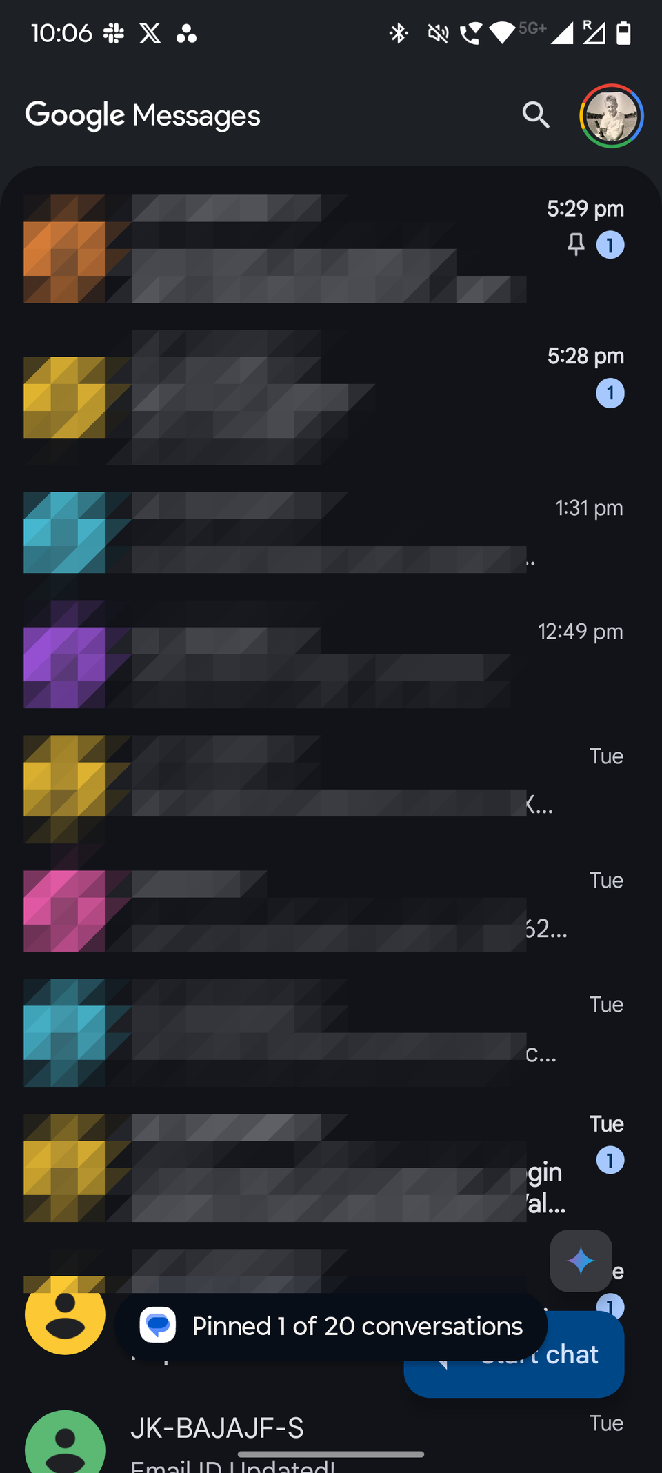 Screenshot showing message pinning feature in the Google Messages app