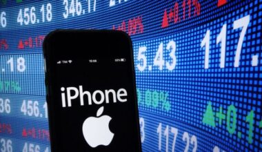 Apple (AAPL) iPhones to Gain Smarter Satellite Features