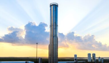 SpaceX preps next Starship flight as new booster rolls out for testing