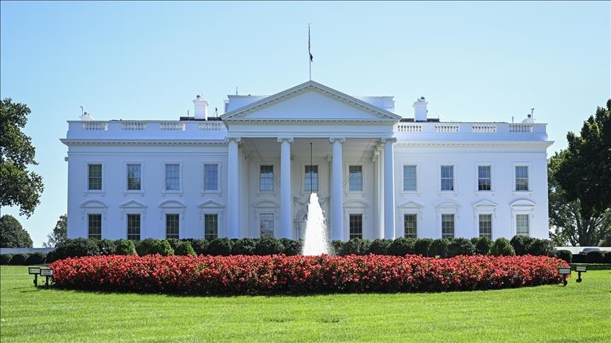 Trump meets with released Israeli hostages and their families at White House