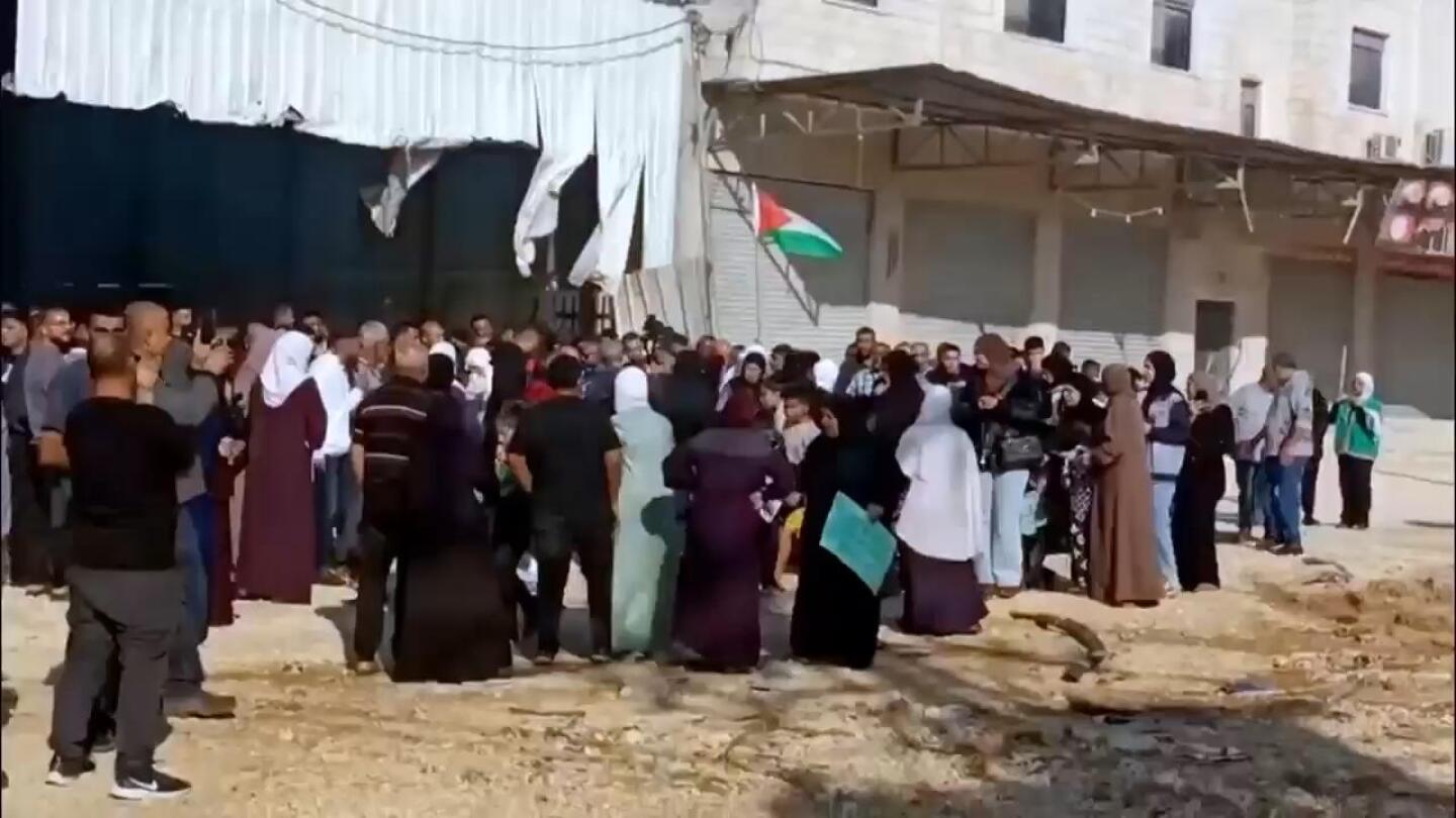 Israeli forces shoot cameraman covering protest in the West Bank city of Tulkarem