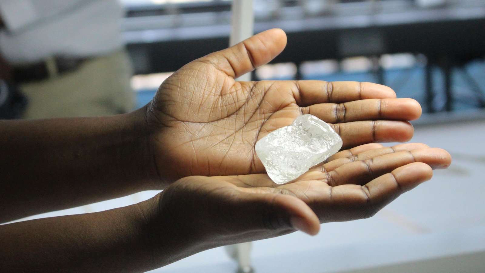 This African nation built its development on diamonds. Now it's crashing down