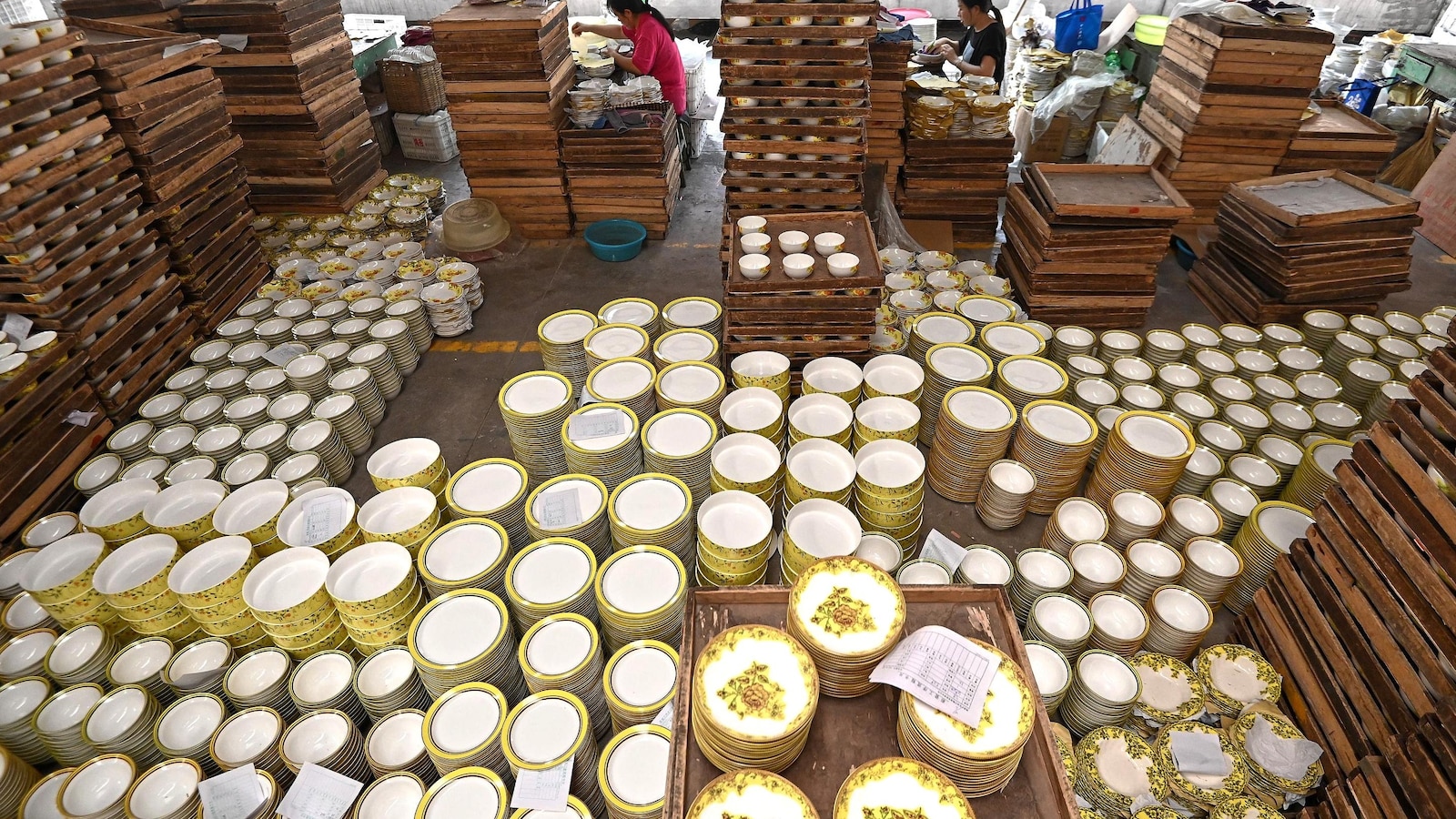 China's factory activity contracts for 8th month in November despite trade war truce