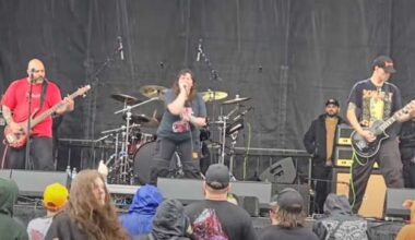 year of the knife returns 24