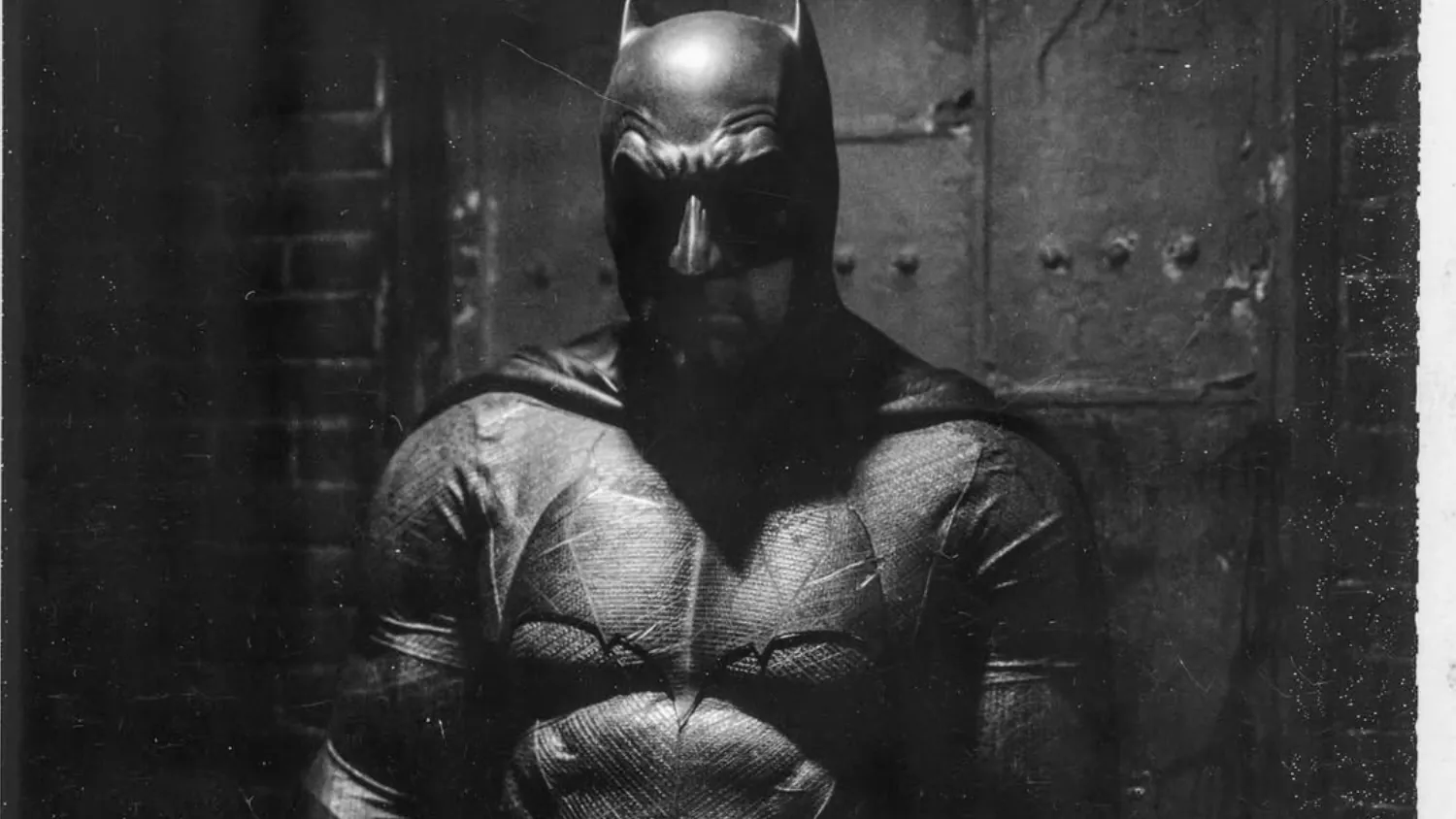 Zack Snyder Shares Never-Before-Seen Ben Affleck Batman Photo: ‘Everything I Hoped It Would Be’