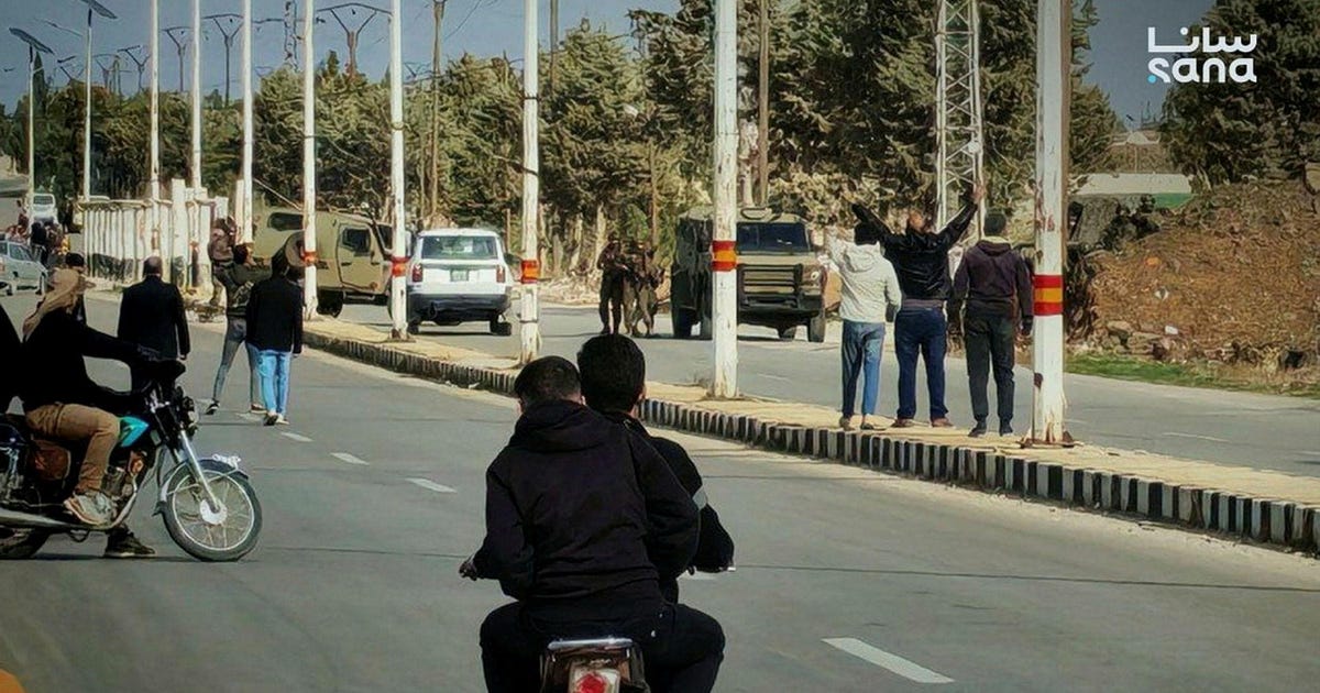 IDF Says Troops Fired on Syrian Protesters Approaching Them; Three Reportedly Wounded - Haaretz