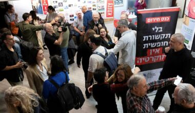 Emergency conference of Israeli journalists sounds alarm on gov't threats to press freedom - Haaretz