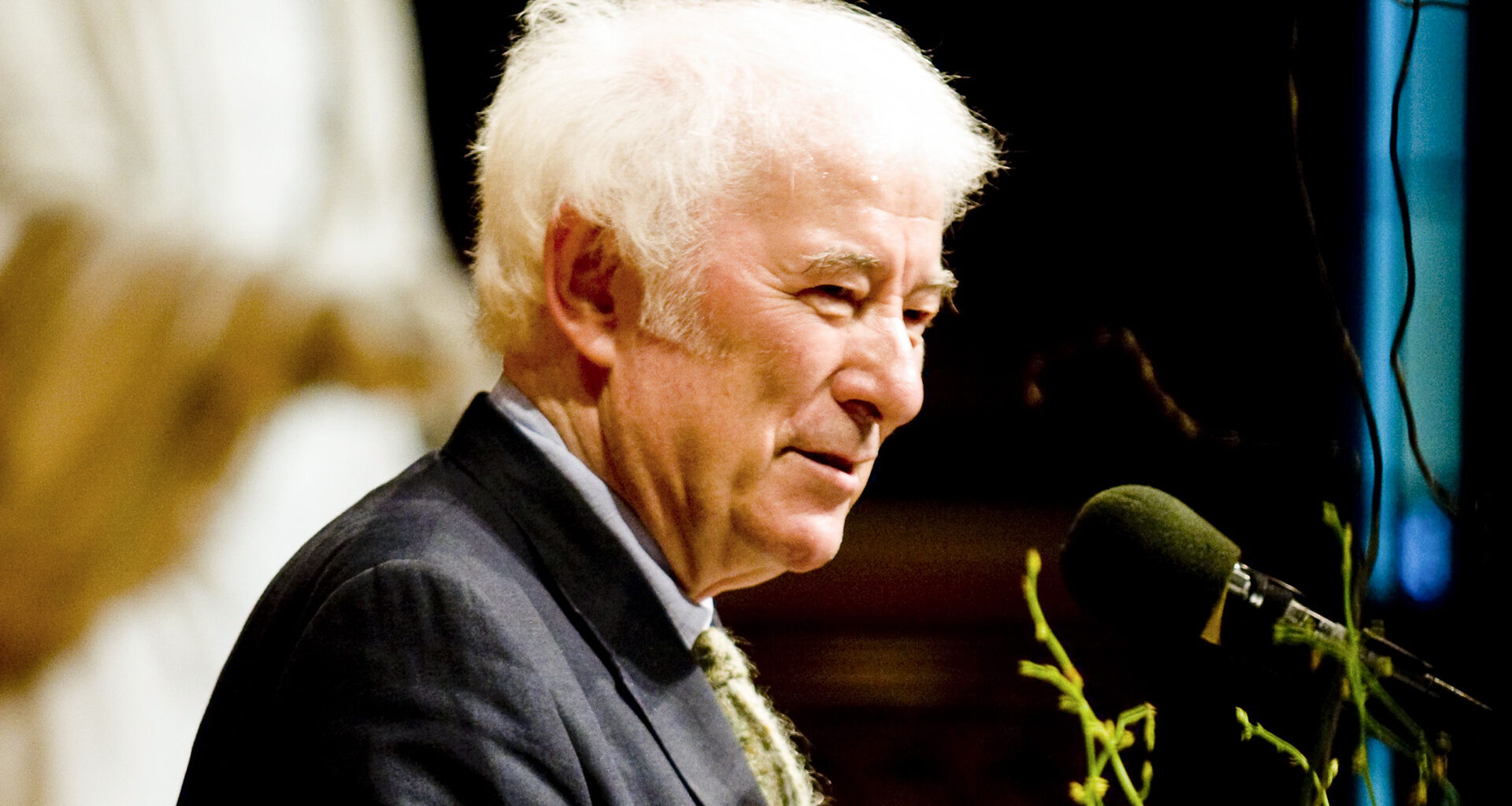 Seamus Heaney’s long migration — Harvard Gazette