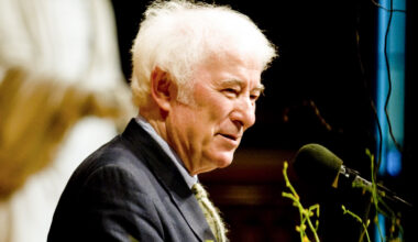 Seamus Heaney’s long migration — Harvard Gazette