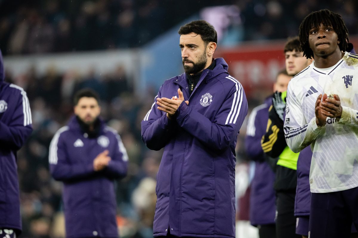 Bruno Fernandes of Manchester United reacts