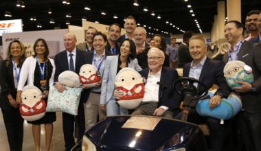 Who runs Berkshire’s $300 billion equity portfolio?