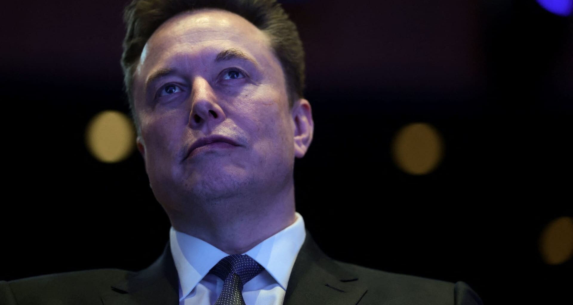 Musk denies $800 billion SpaceX valuation reports